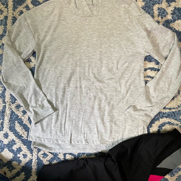 Athletic Works Girl’s Outfit - Picture 3 of 6